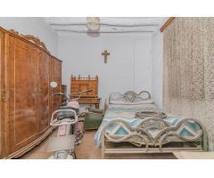 Casa con Encanto Histórico en el Centro de Otura