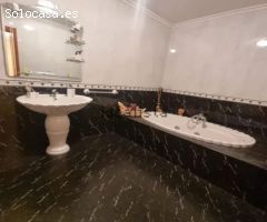 Nave en Venta en Los Guijuelos, Salamanca