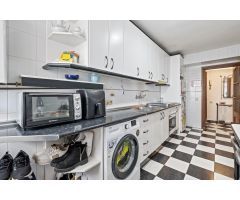 ???? **¡Gran oportunidad inmobiliaria en la zona de Puerta Blanca, Avd. Velázquez!** ????