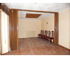 OPORTUNIDAD CASA CÉNTRICA EN BOCAIRENT