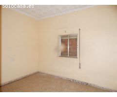 OPORTUNIDAD CASA CÉNTRICA EN BOCAIRENT