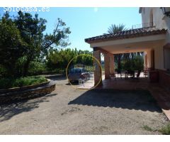 CASA DE CAMPO DE GRAN TAMAÑO Y CON MUCHO TERRENO, ONTINYENT