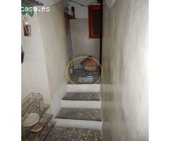 OPORTUNIDAD DE CASA ESPACIOSA PARA REFORMAR EN ONTINYENT