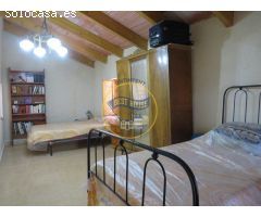 EXCLUSIVA CASA EN EL CASCO ANTIGUO DE MONTESA