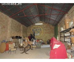 AMPLIA PARCELA CON NAVE DE 200M2 APROX A LA VENTA EN ONTINYENT