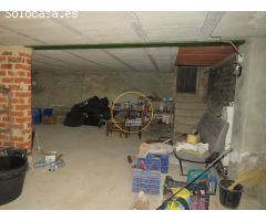 AMPLIA PARCELA CON NAVE DE 200M2 APROX A LA VENTA EN ONTINYENT