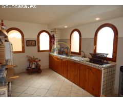 EXCLUSIVA CASA TODO INCLUIDO EN COCENTAINA.