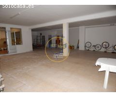 LOCAL COMERCIAL EN AIELO CON POSIBILIDAD DE COMPRA DEL RESTO DE EDIFICIO