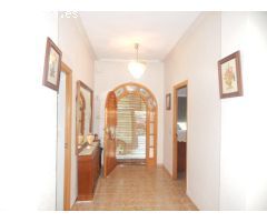 OPORTUNIDAD CASA MUY AMPLIA A LA VENTA EN BENIGANIM!!!