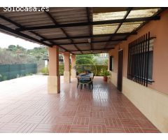 EXCLUSIVO CHALET CON PISCINA EN ONTINYENT PRÓXIMO A LA POBLACION