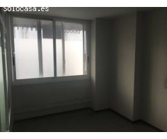 LOCAL COMERCIAL EN ENTRESUELO EN BUEN ESTADO