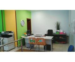 LOCAL COMERCIAL TOTALMENTE ACONDICIONADO COMO ACADEMIA