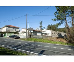 CASA CON NAVE INDUSTRIAL EN EL ROMAÑO