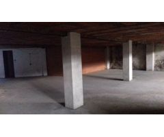 LOCAL COMERCIAL DE 430 M2 EN PONTEPEDRIÑA