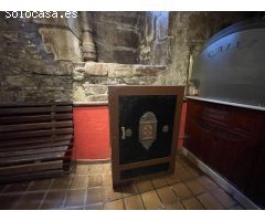 AMPLIO LOCAL EN VENTA EN PLENO CASCO HISTORICO CON SALIDA A DOS CALLES EMBLEMATICAS