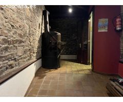AMPLIO LOCAL EN VENTA EN PLENO CASCO HISTORICO CON SALIDA A DOS CALLES EMBLEMATICAS
