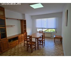 SE VENDE PISO MUY AMPLIO Y EXTERIOR EN LOS TILOS
