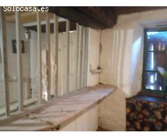 CASA DE PIEDRA TRADICIONAL PARA REFORMAR INTERIORMENTE EN ORDENES