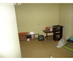 LOCAL COMERCIAL JUNTO A MENENDEZ PIDAL