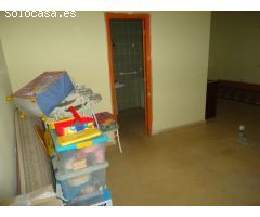 LOCAL COMERCIAL JUNTO A MENENDEZ PIDAL