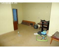 LOCAL COMERCIAL JUNTO A MENENDEZ PIDAL