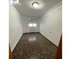 APARTAMENTO CON TRASTERO EN BARRIO SAN PABLO