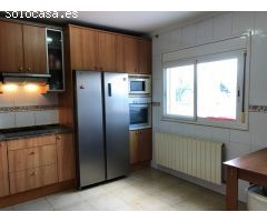 CASA EN VENTA EN 1 PLANTA CON PISCINA