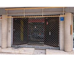 LOCAL COMERCIAL EN ALQUILER EN PASEO ESTACIÓN DE ABRERA