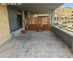 PISO EN VENTA EN LA BEGUDA ALTA CON GRAN TERRAZA y PLAZA PARKING