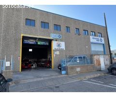 NAVE INDUSTRIAL EN VENTA  CON TALLER MECANICO EN PLENO FUNCIONAMIENTO