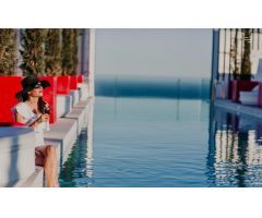 VILLA DE LUJO EN 2 PLANTAS PERSONALIZABLE CON VISTAS PANORÁMICAS DE LA BAHÍA DE FUENGIROLA !!!.