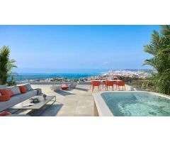 ÁTICO EN ESQUINA CON TERRAZA DE 36M2 Y SOLARIUM CON PISCINA ARRIBA DE 161M2. VISTAS PANORÁMICAS.