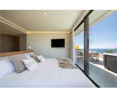 MAJESTUOSO ÁTICO CON MARAVILLOSAS VISTAS AL MAR LISTO PARA QUE EMPIECES A DISFRUTARLO DESDE YA !!!.