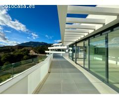 TERMINADO Y TOTALMENTE AMUEBLADO ESTE IMPRESIONANTE ÁTICO CON 131M2 DE TERRAZA ORIENTADA AL SUROESTE