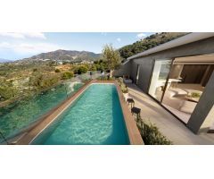 ÁTICO EN ESQUINA CON TERRAZA DE 36M2 Y SOLARIUM CON PISCINA ARRIBA DE 161M2. VISTAS PANORÁMICAS.