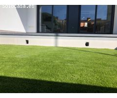BUNGALOW CON SOTANO Y PISCINA, MAS  120  M2 de TERRAZA