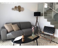 BUNGALOW CON 140 METROS DE TERRAZA Y PISCINA
