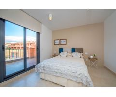 BUNGALOW NUEVO  CON PISCINA A CINCO MINUTOS DE ELCHE