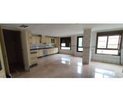 PISO EN PLENO CENTRO DE ELCHE!!