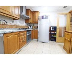 INCREIBLE BUNGALOW CON 7 DORMITORIOS, 4 BAÑOS Y TERRAZA PRIVADA DE MAS DE 90 M2