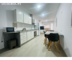 Planta baja enfrente de la universidad con 4 habitaciones