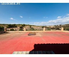 CHALET URBANO EN ALICANTE  CON 600 METROS DE VIVIENDA