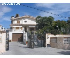 CHALET EN LA URBANIZACION BONAVISTA!!