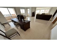 ALTO STANDING - Se vende precioso y GRAN PISO 2º ESQUINA 213 metros