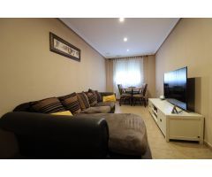 INCREIBLE BUNGALOW CON 7 DORMITORIOS, 4 BAÑOS Y TERRAZA PRIVADA DE MAS DE 90 M2