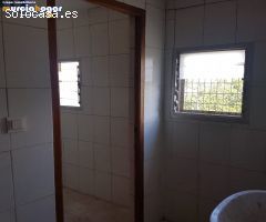NAVE INDUSTRIAL AGRICOLA CON 1.700M2 DE PARCELA.