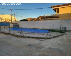 Nave y vivivenda con piscina en los Ramos, Murcia.