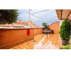 Estupendo ático reformado en venta en zona Pueblo Nuevo