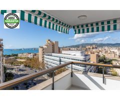 Exclusivo piso con espectaculares vistas sobre la bahía y el casco antiguo de Palma