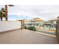 Dúplex en Venta en Cabo Roig, Alicante